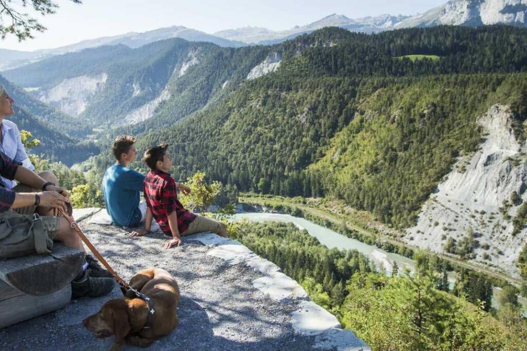 2.5 Room Apartment In Center Of Flims. Ski In/Out Eksteriør bilde