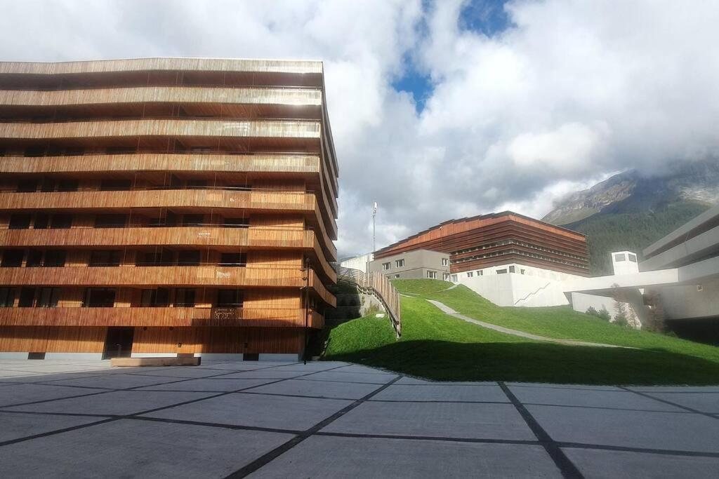 2.5 Room Apartment In Center Of Flims. Ski In/Out Eksteriør bilde